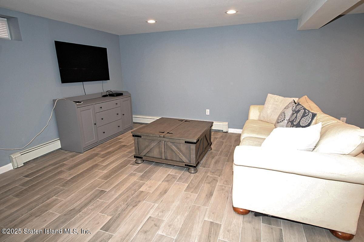 92 Sawyer Avenue, Staten Island, New York image 39