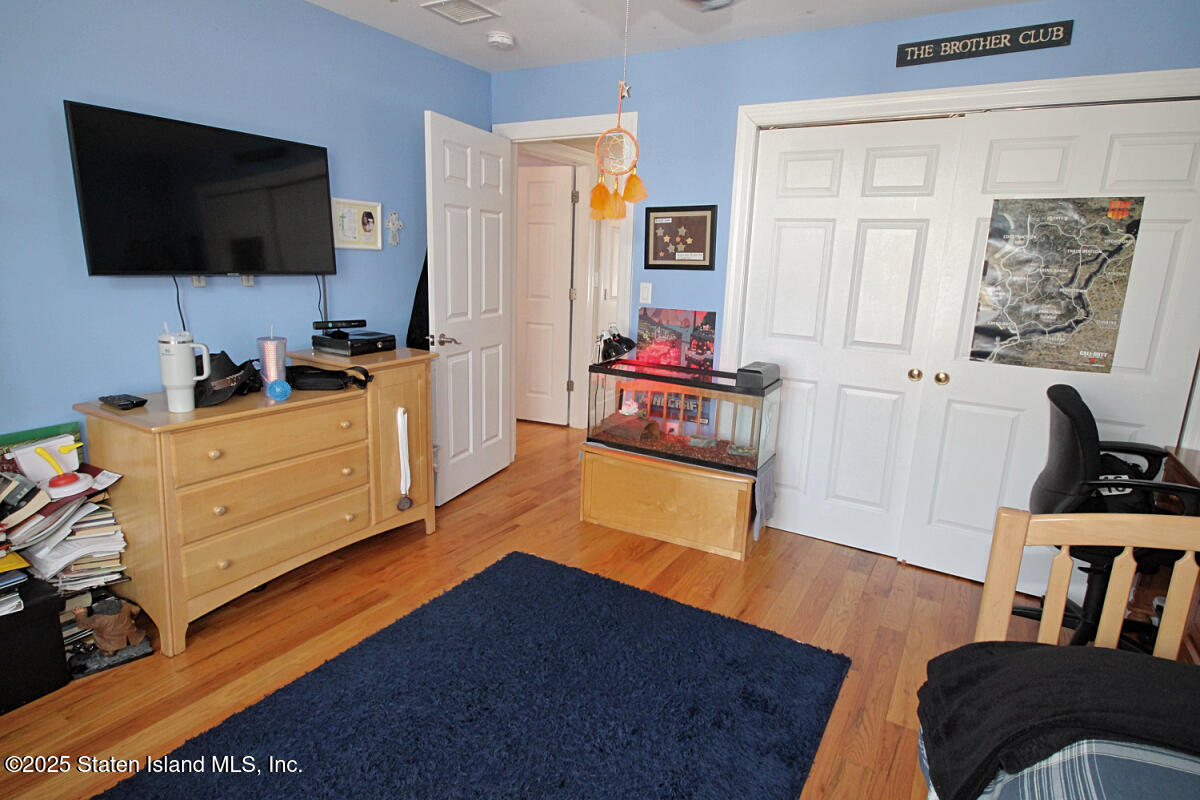 92 Sawyer Avenue, Staten Island, New York image 31
