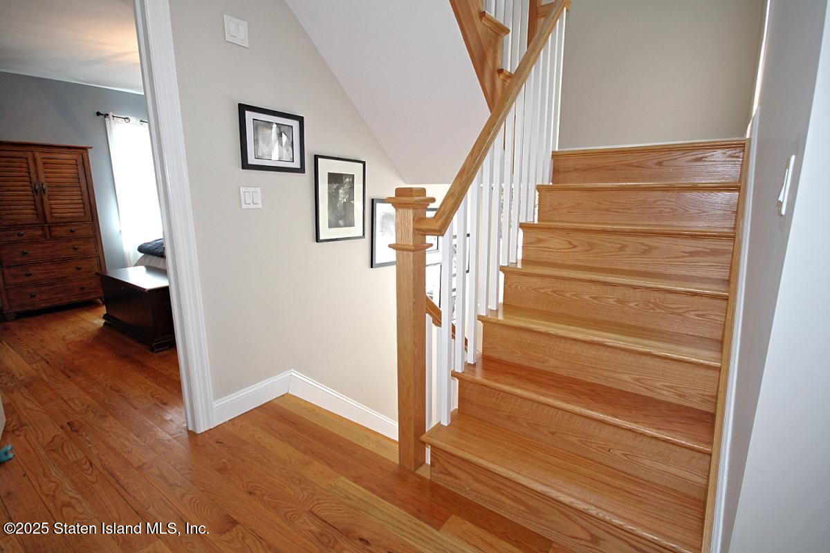 92 Sawyer Avenue, Staten Island, New York image 19