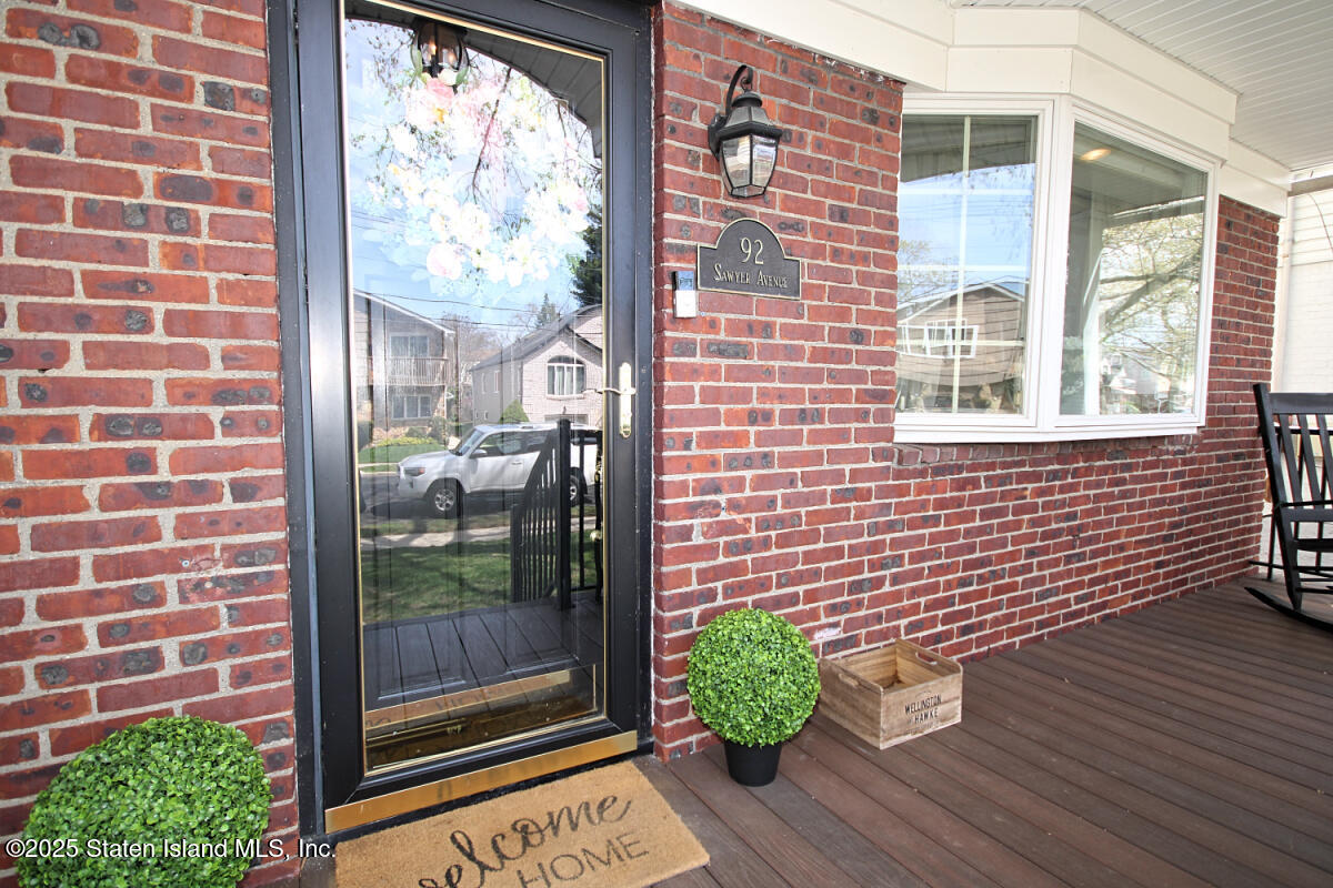 92 Sawyer Avenue, Staten Island, New York image 4