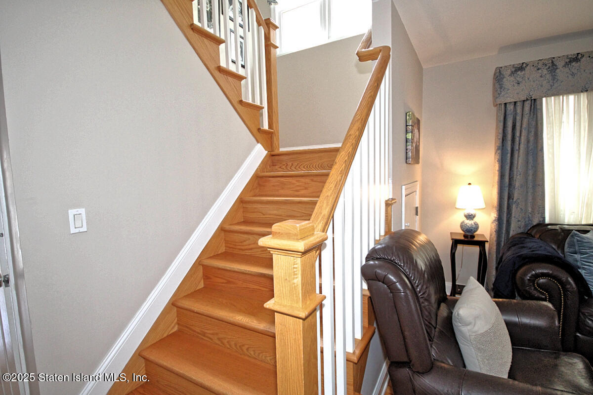 92 Sawyer Avenue, Staten Island, New York image 10