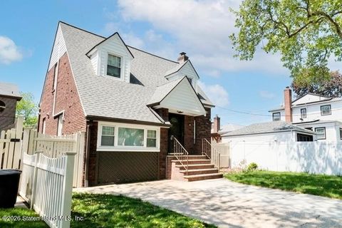 Photo of 12 Bryson Avenue, Staten Island, NY 10302 (MLS # 2602253)