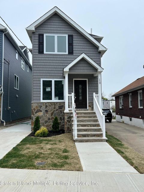 Photo of 110 Roe Street, Staten Island, NY 10310 (MLS # 1159480)