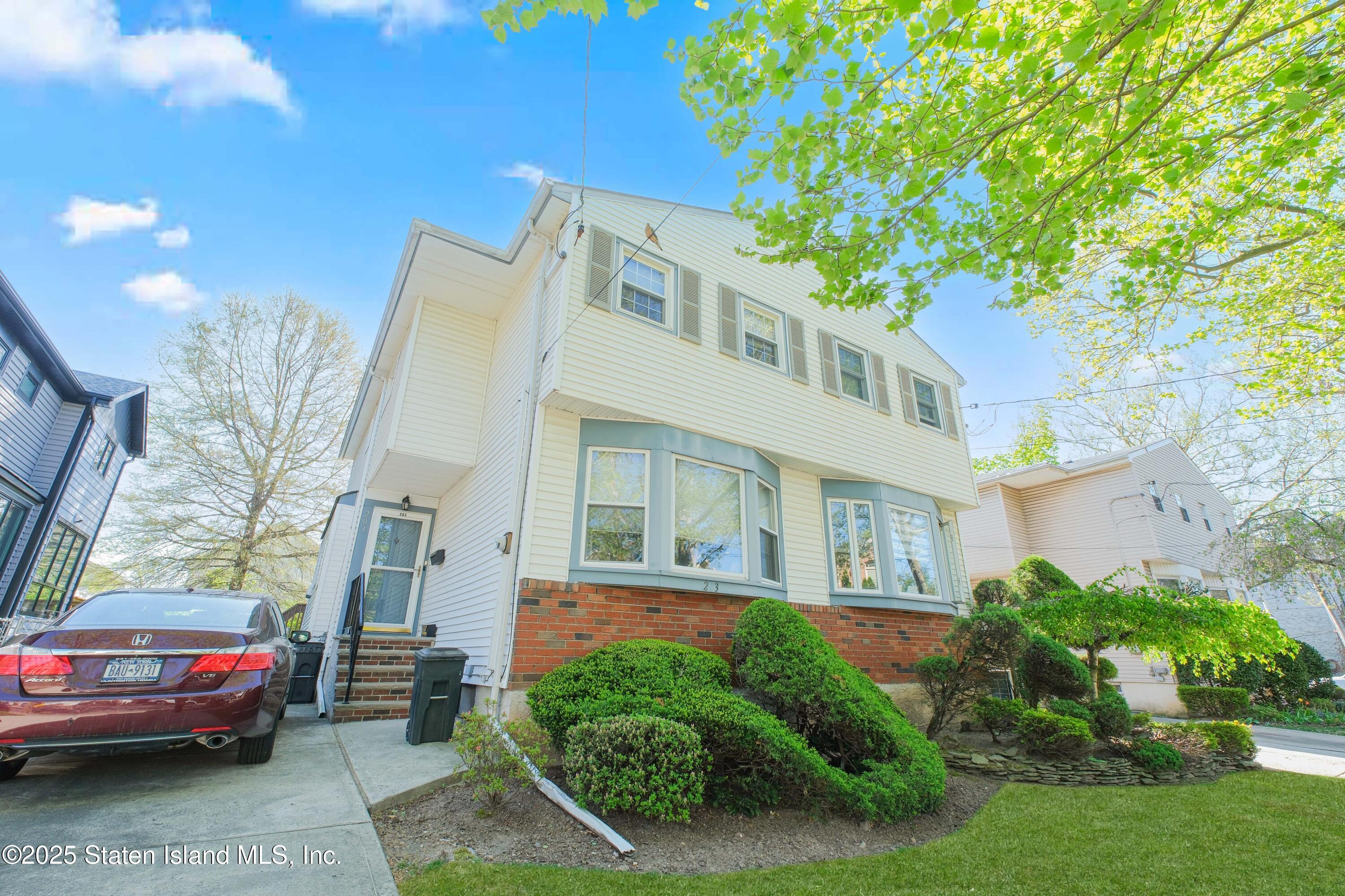 203 Ardmore Avenue, Staten Island, New York image 1