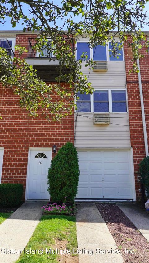 Photo of 60 Francine Court #A, Staten Island, NY 10306 (MLS # 1164317)