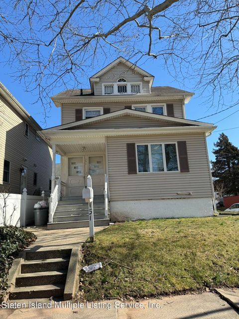 Photo of 151 Livermore Avenue, Staten Island, NY 10314 (MLS # 2401027)
