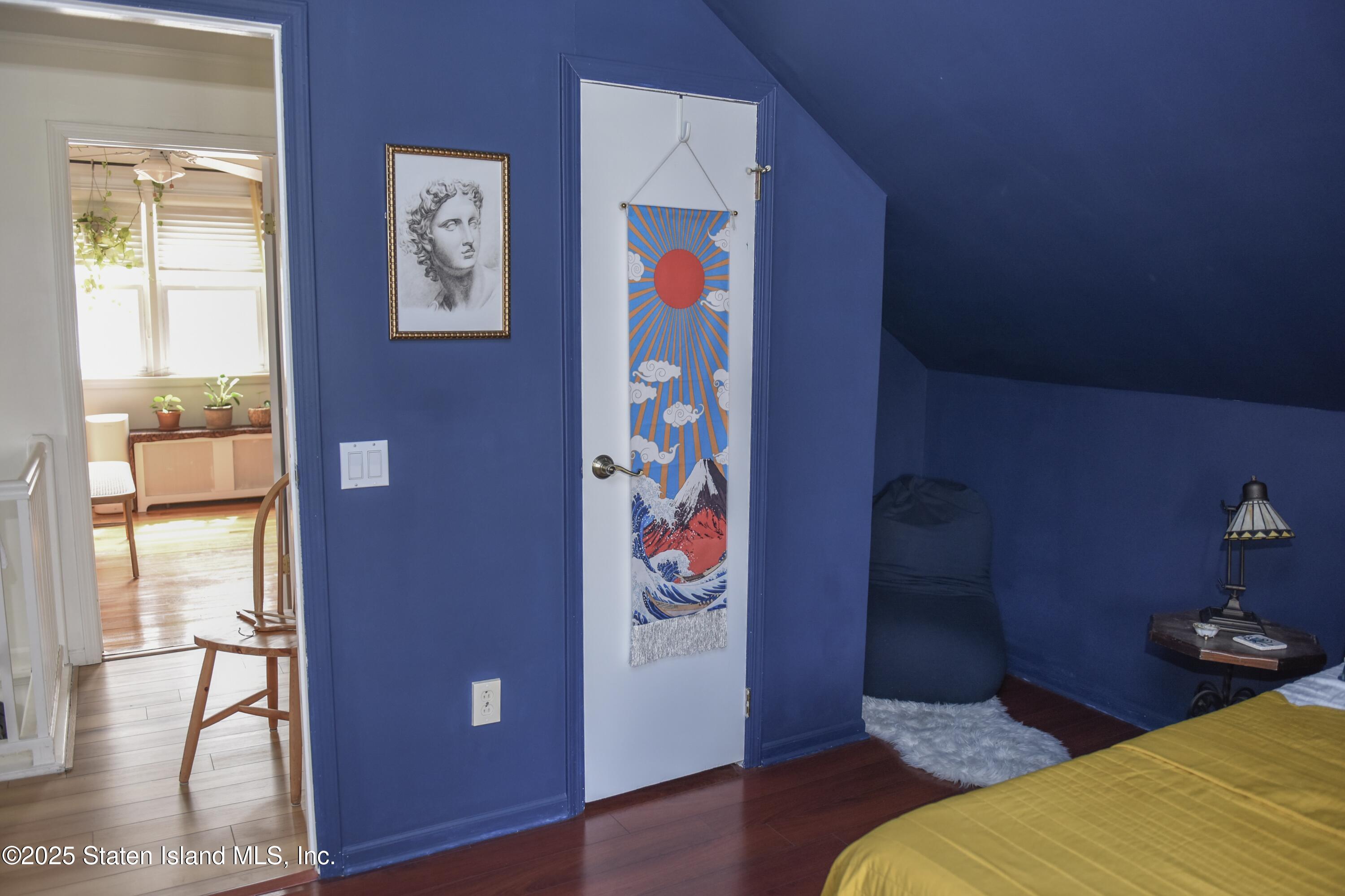 553 Oakland Avenue, Staten Island, New York image 47