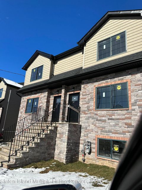 Photo of 93 Monahan Avenue, Staten Island, NY 10314 (MLS # 1160994)