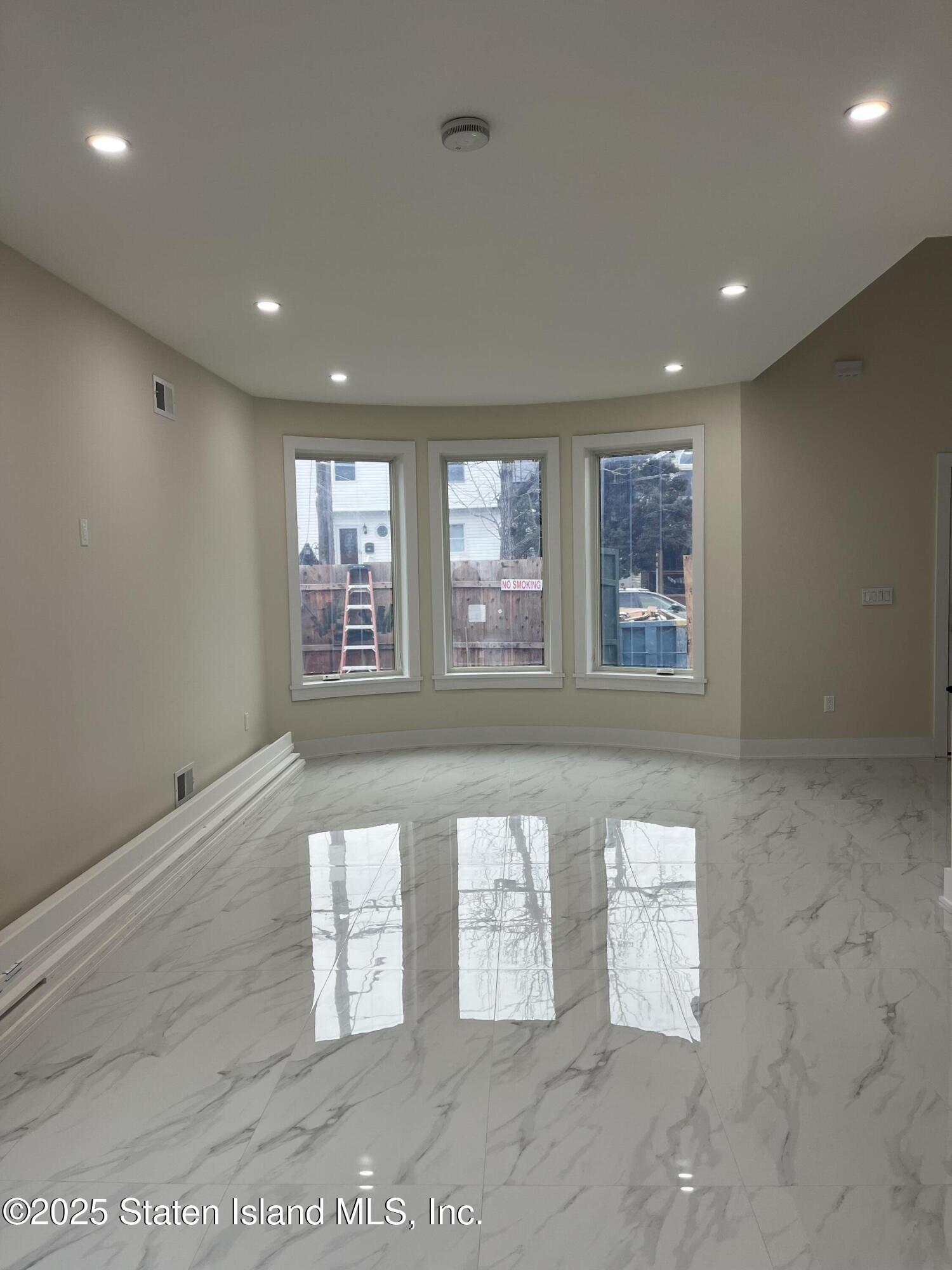 331 Winchester Avenue, Staten Island, New York image 6
