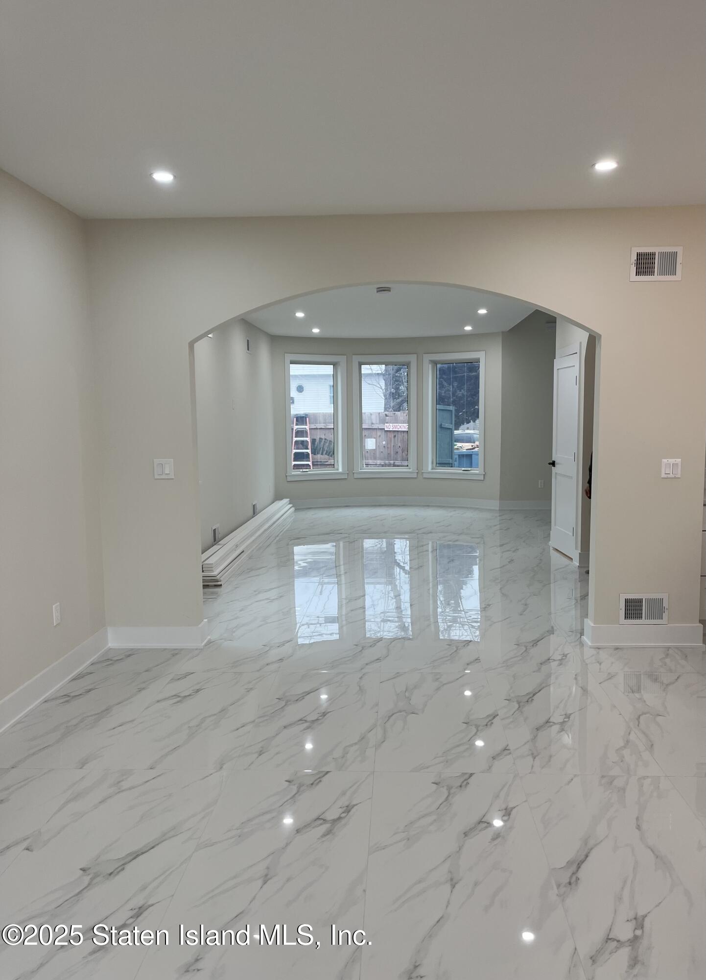 331 Winchester Avenue, Staten Island, New York image 5
