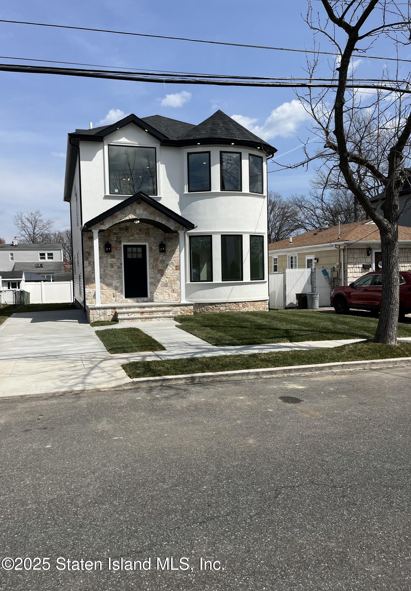 331 Winchester Avenue, Staten Island, New York image 1