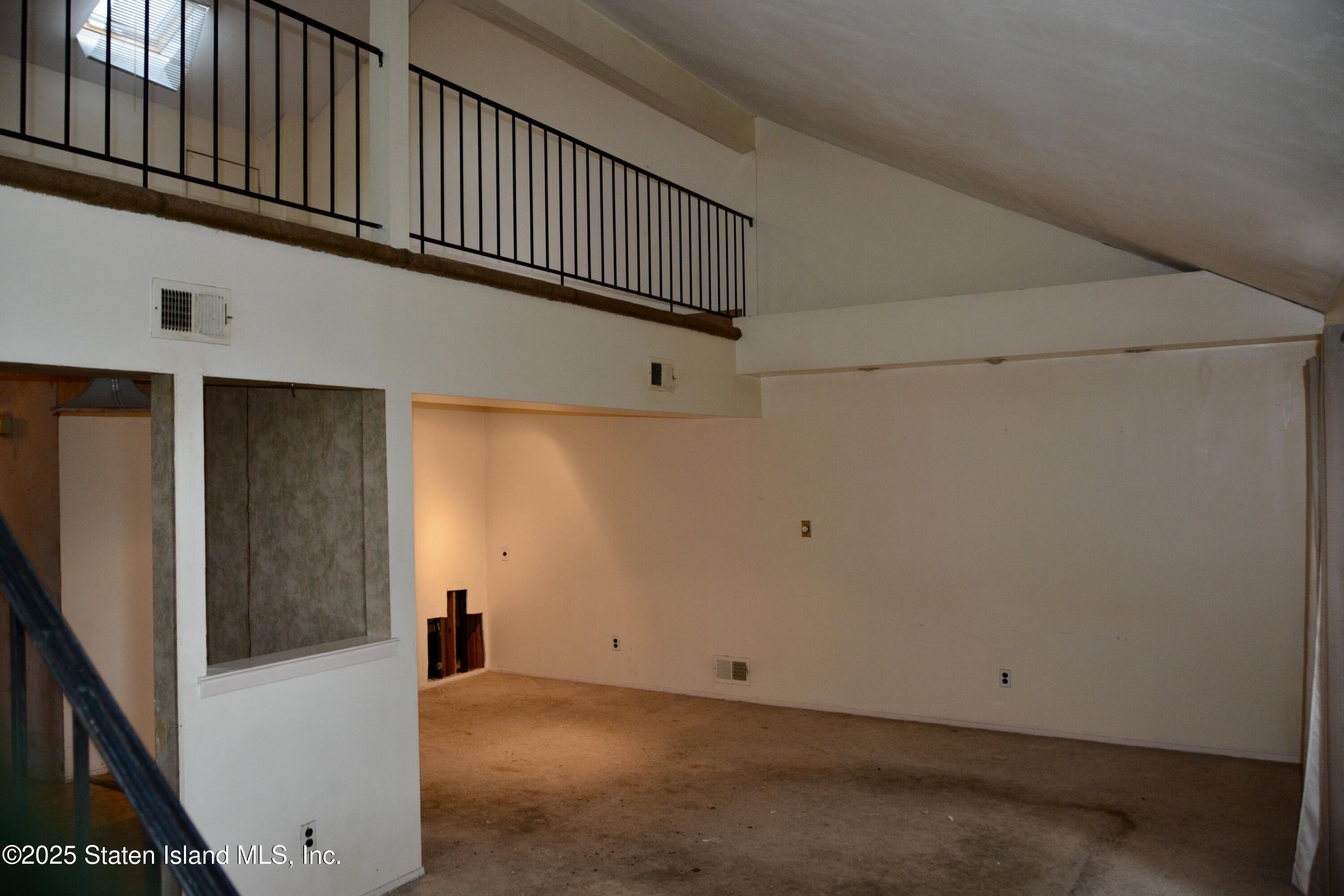 47 Village Lane #B, Staten Island, New York image 3