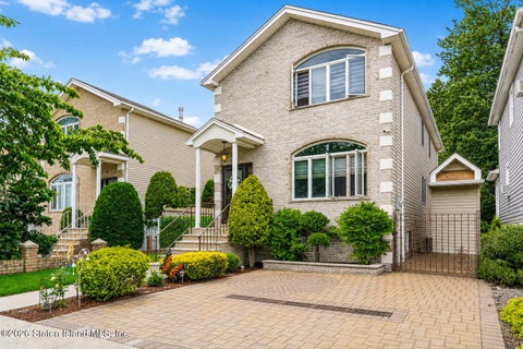 Multifamily For Sale - 71 Driggs Street<br/> Staten Island, NY 10308