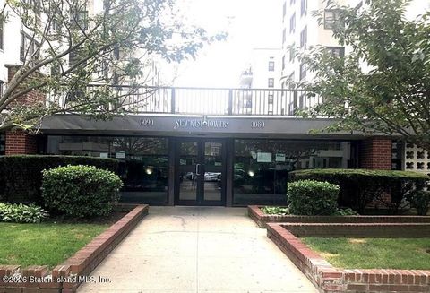 Photo of 3080 Voorhies Avenue #5m, Brooklyn, NY 11235 (MLS # 2602602)