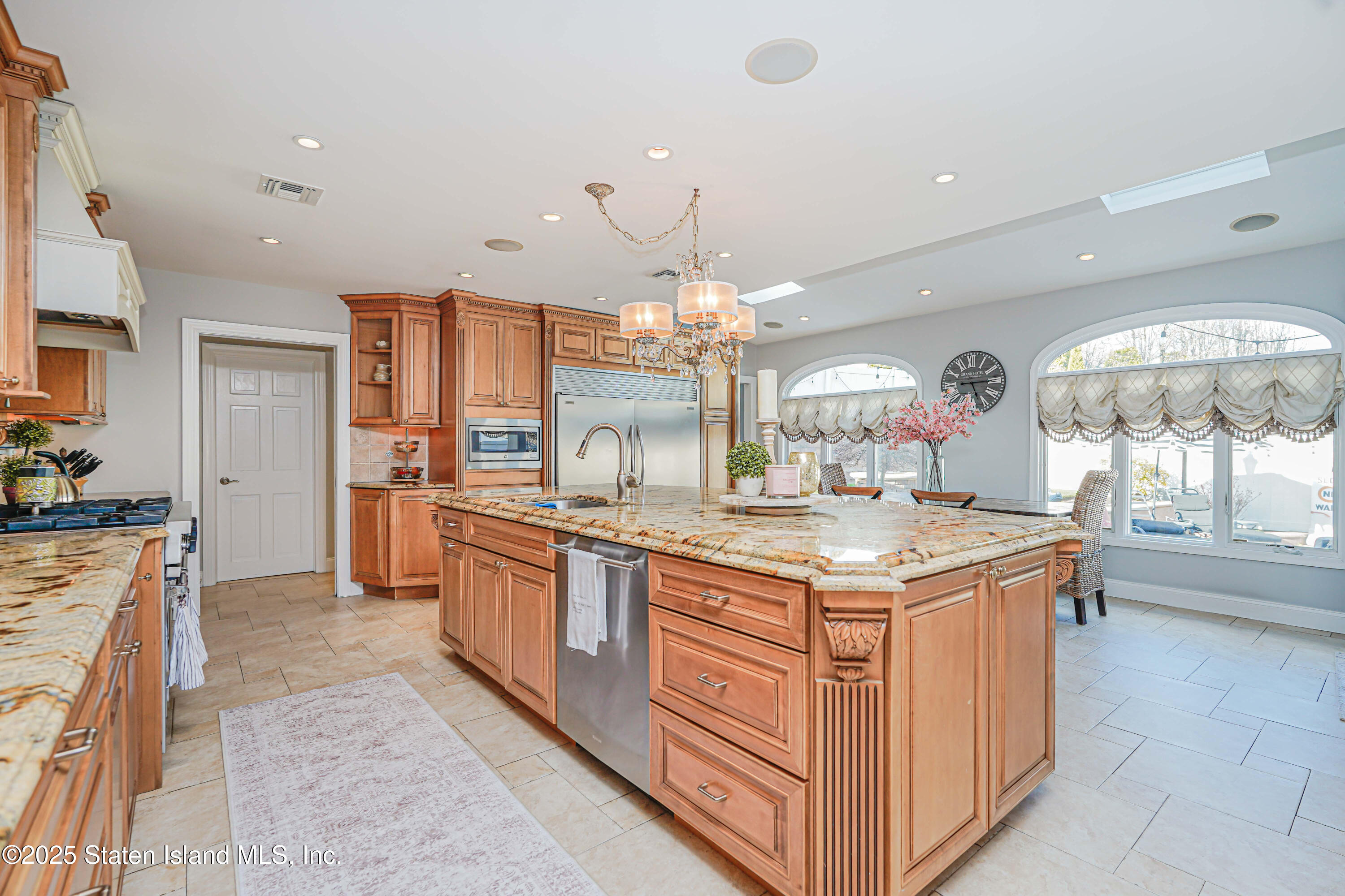 81 Hillis Street, Staten Island, New York image 33