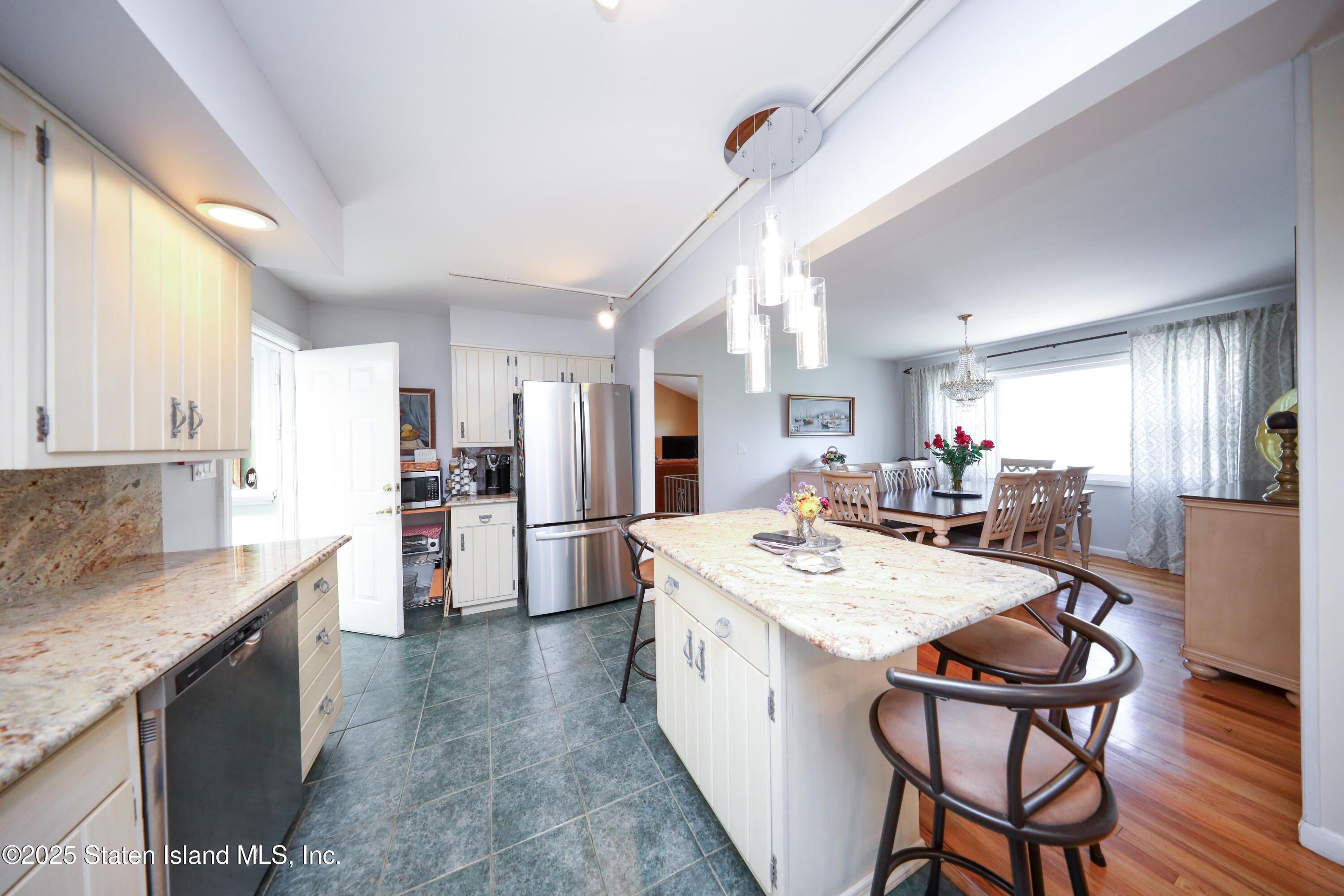93 Centre Avenue, Staten Island, New York image 15