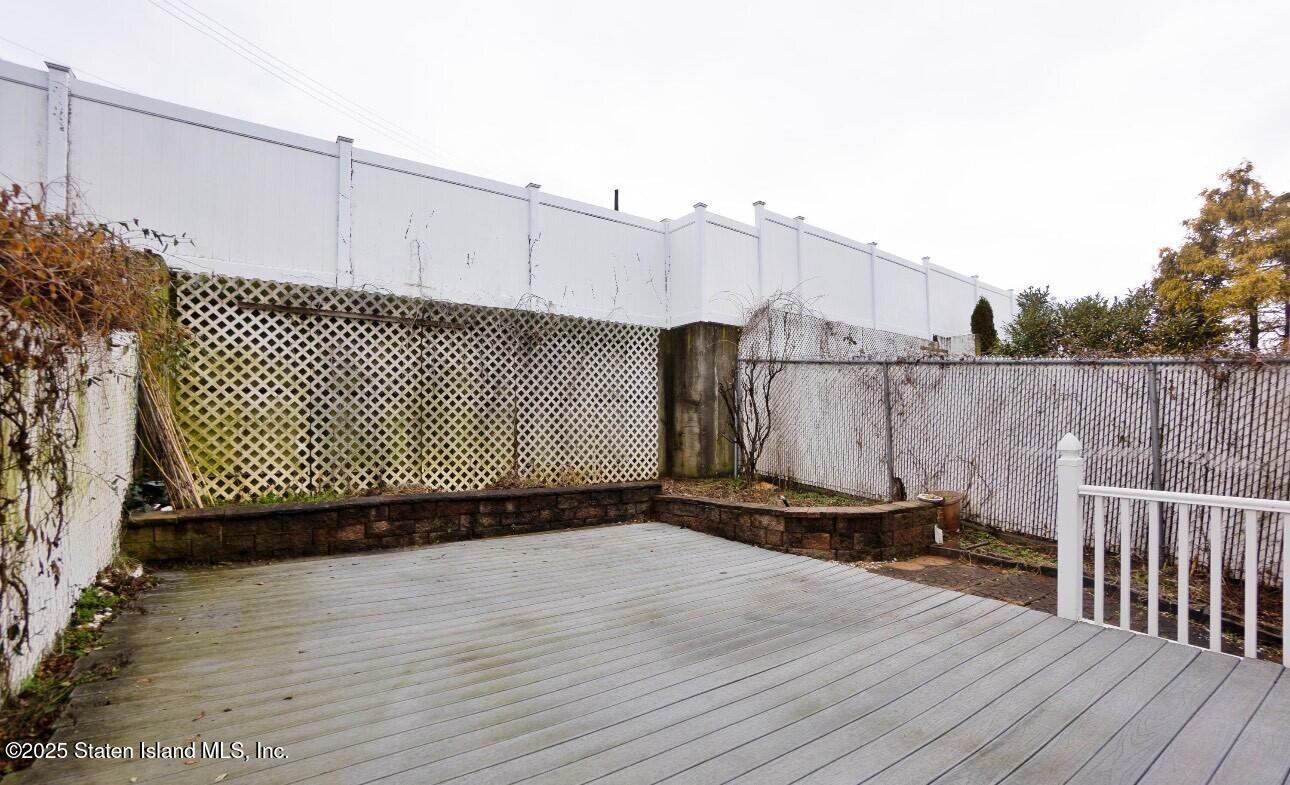 76 Railroad Avenue, Staten Island, New York image 31