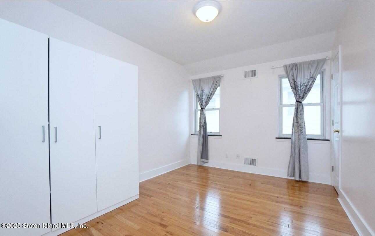 76 Railroad Avenue, Staten Island, New York image 21