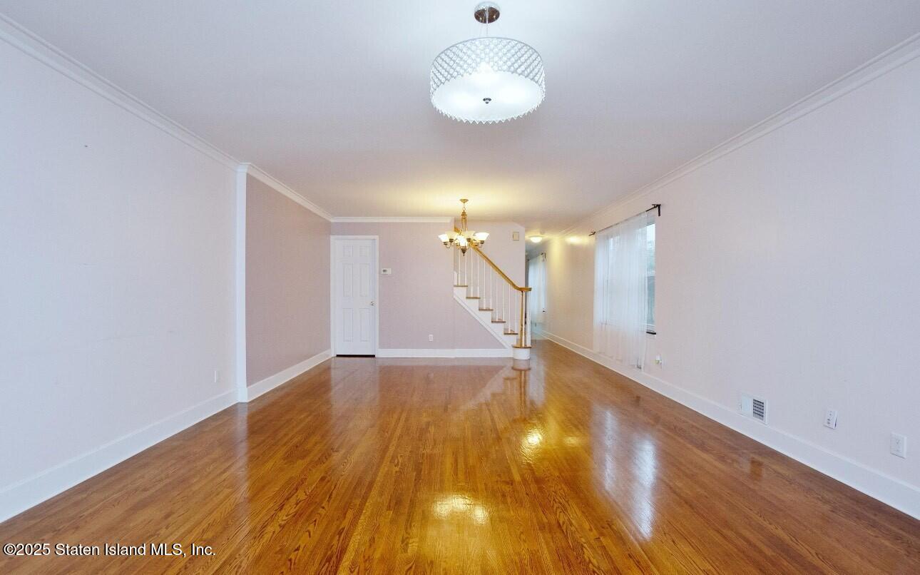 76 Railroad Avenue, Staten Island, New York image 5