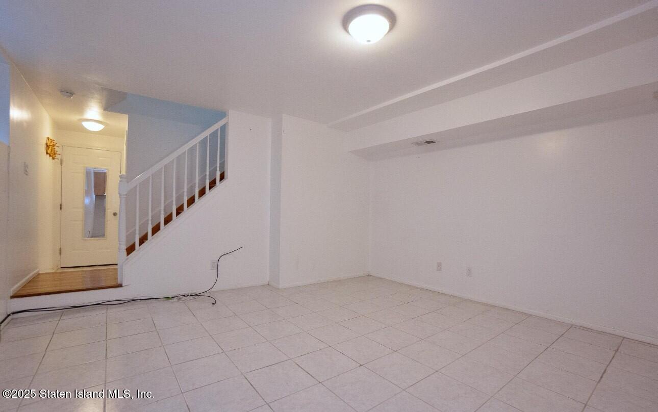 76 Railroad Avenue, Staten Island, New York image 26