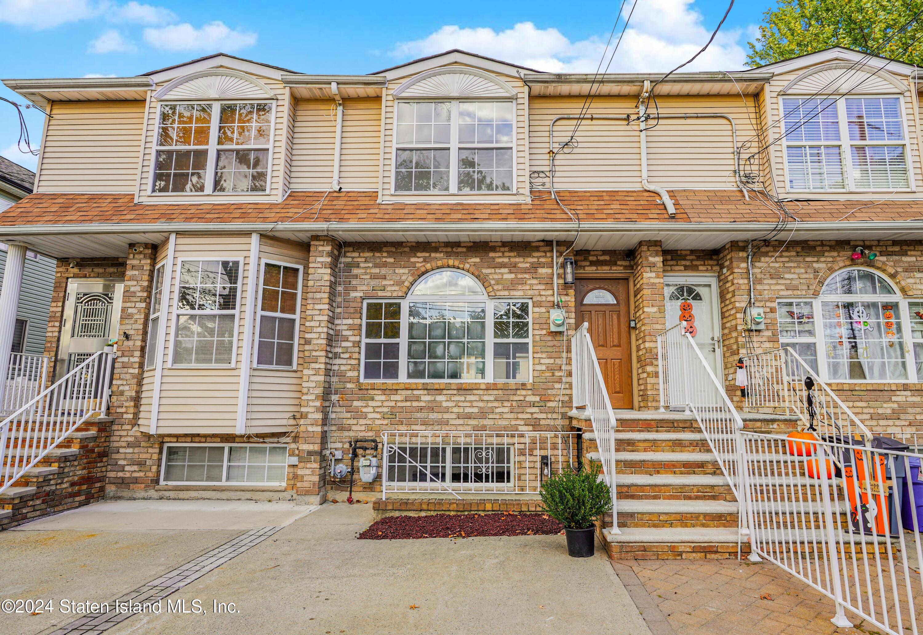 43 Sideview Avenue, Staten Island, New York image 2