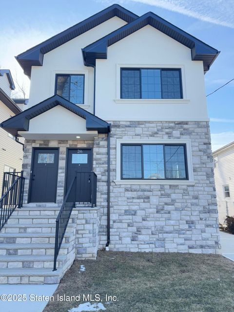 Photo of 286 Dewey Avenue, Staten Island, NY 10308 (MLS # 2501177)