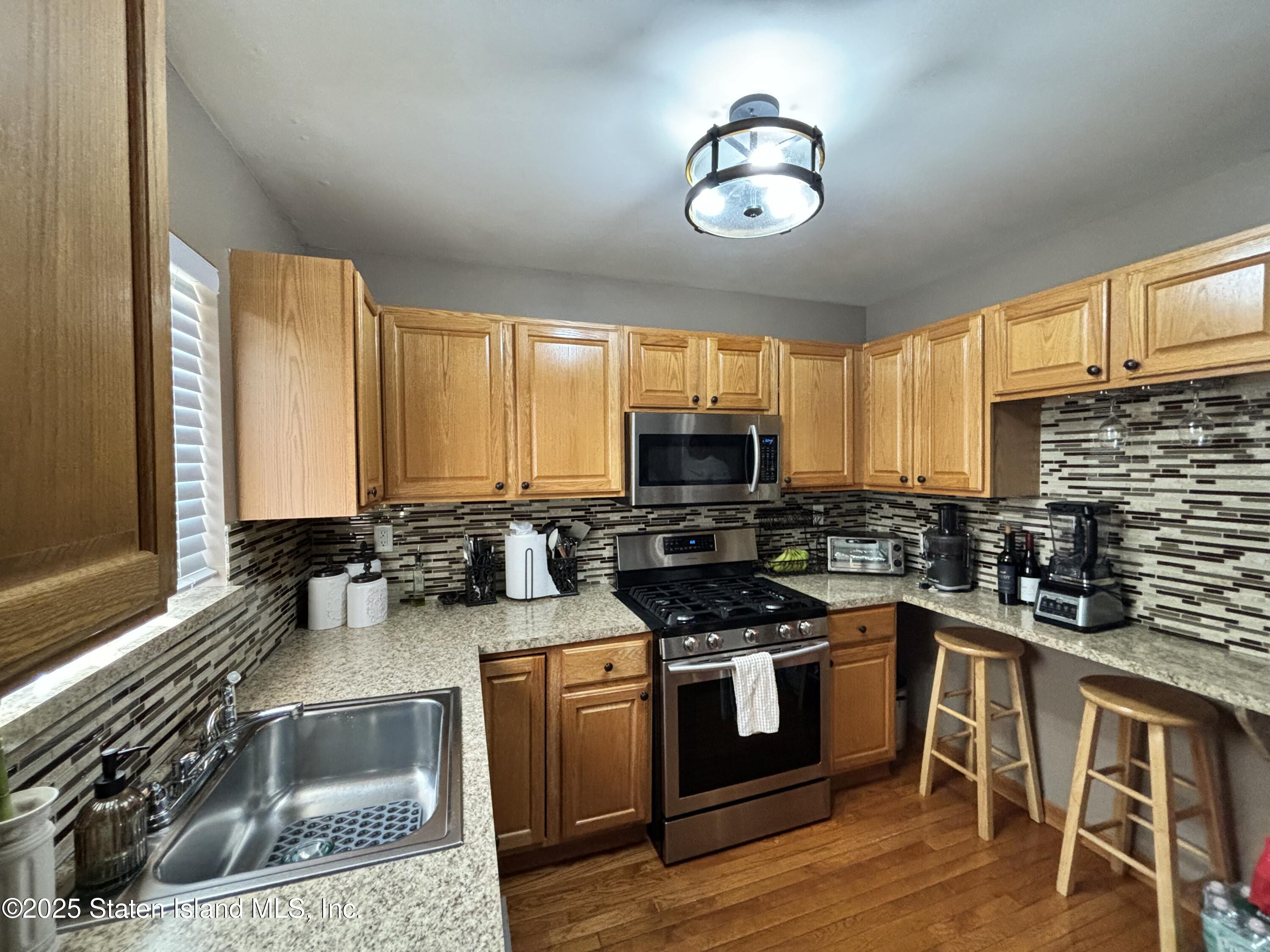 103 Lyceum Court, Staten Island, New York image 7