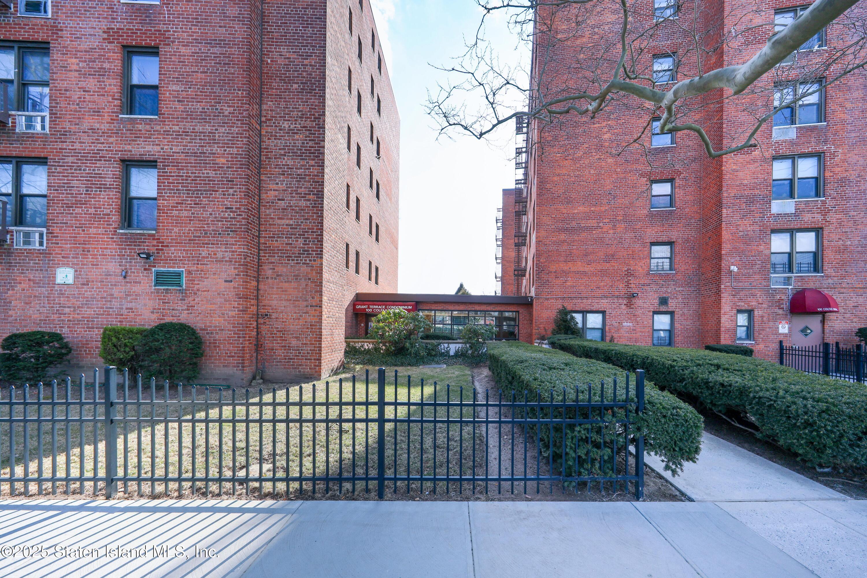 100 Colfax Avenue #3-D, Staten Island, New York image 2