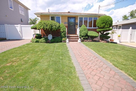 Photo of 273 Ramona Avenue, Staten Island, NY 10312 (MLS # 2603131)