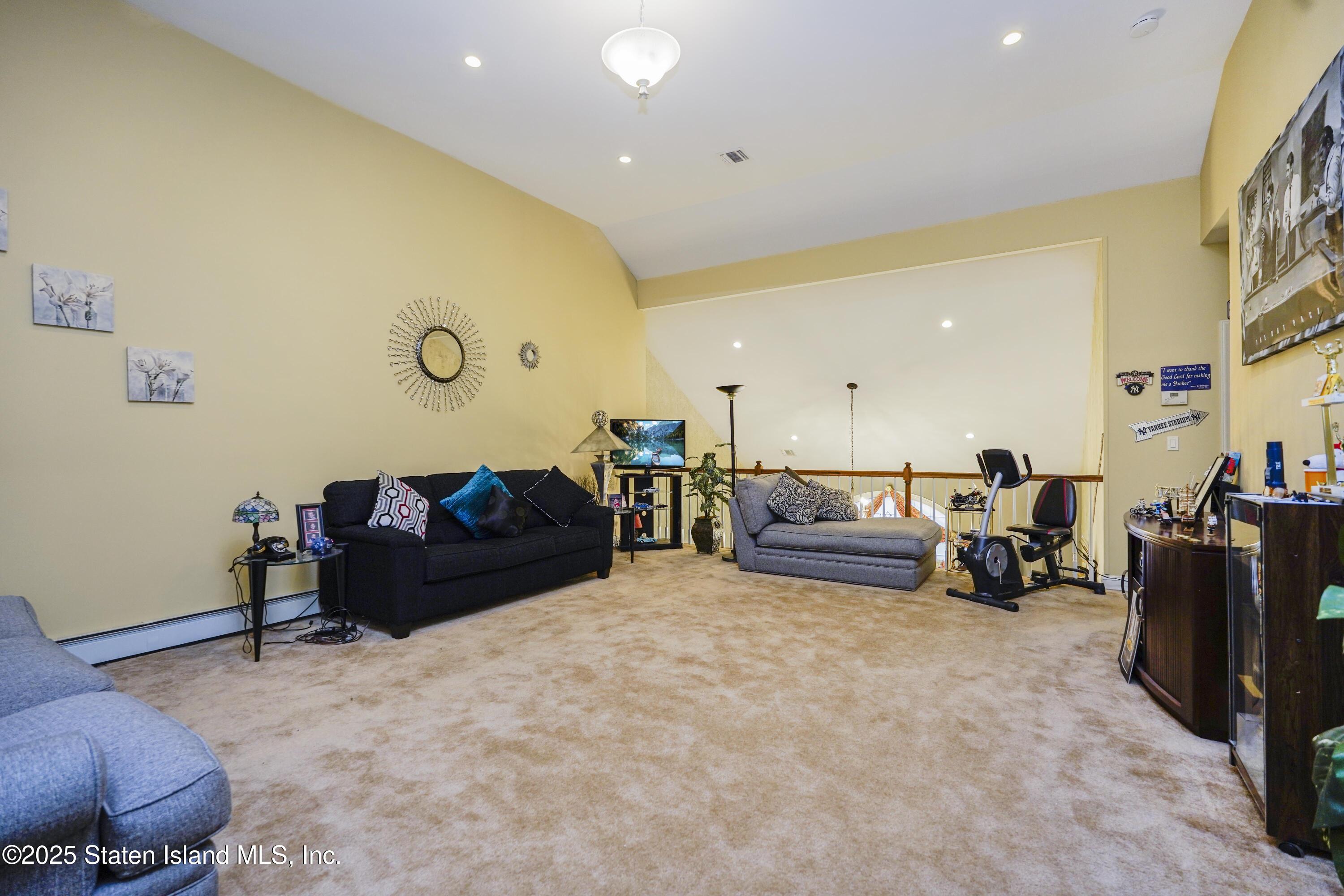 53 Topside Lane, Staten Island, New York image 21