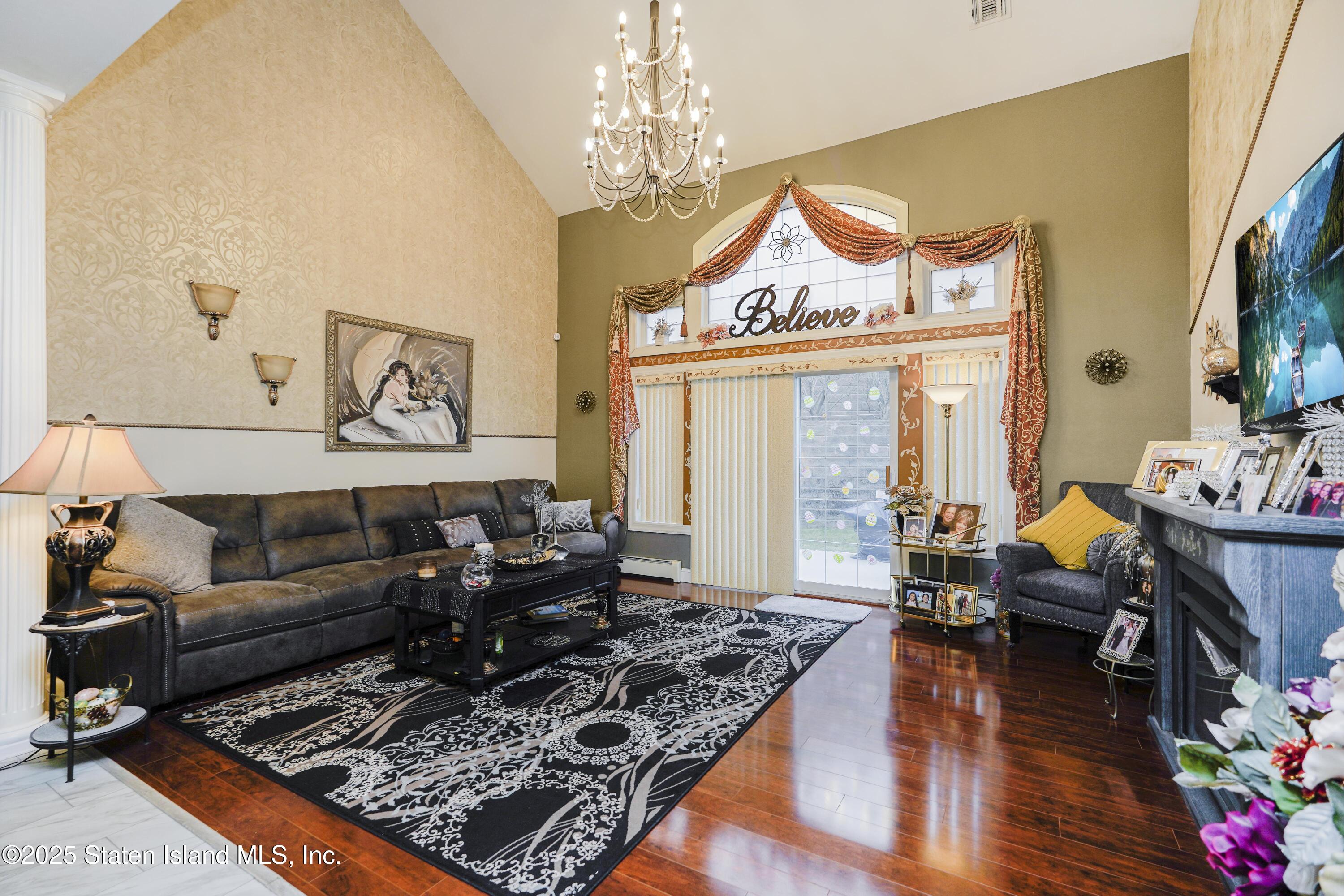 53 Topside Lane, Staten Island, New York image 3