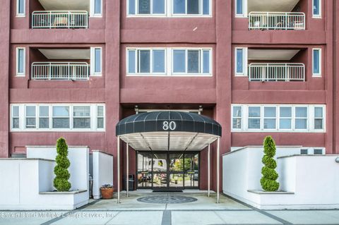 Photo of 80 Bay Street Landing Lndg #6m, Staten Island, NY 10301 (MLS # 1165413)