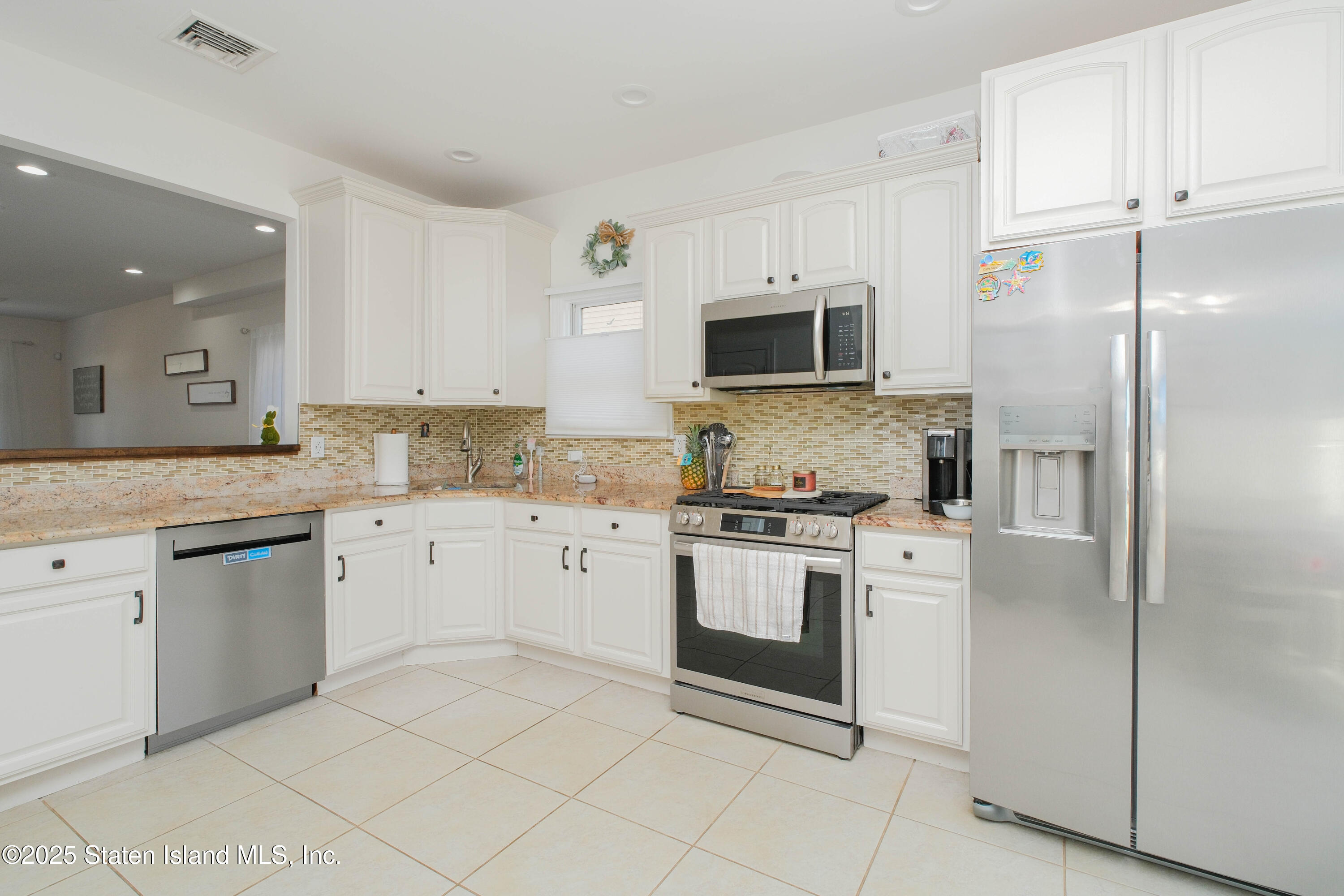 419 Ogorman Avenue, Staten Island, New York image 12