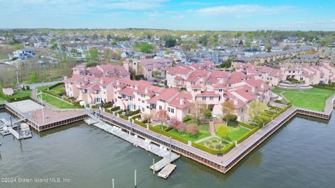 22 Harbour Court, Staten Island, NY 10308 - MLS#: 2402405