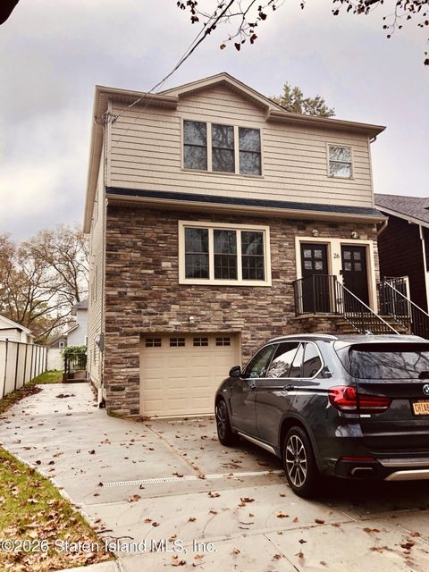 Photo of 26 Coddington Avenue #1, Staten Island, NY 10306 (MLS # 2600326)