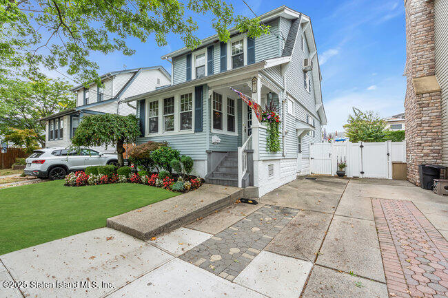 96 Ridgewood Avenue, Staten Island, New York image 6