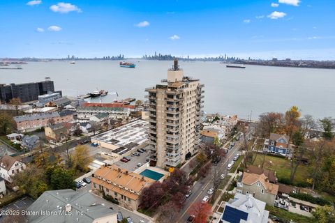 Photo of 31 Hylan Boulevard #6d, Staten Island, NY 10305 (MLS # 2506733)