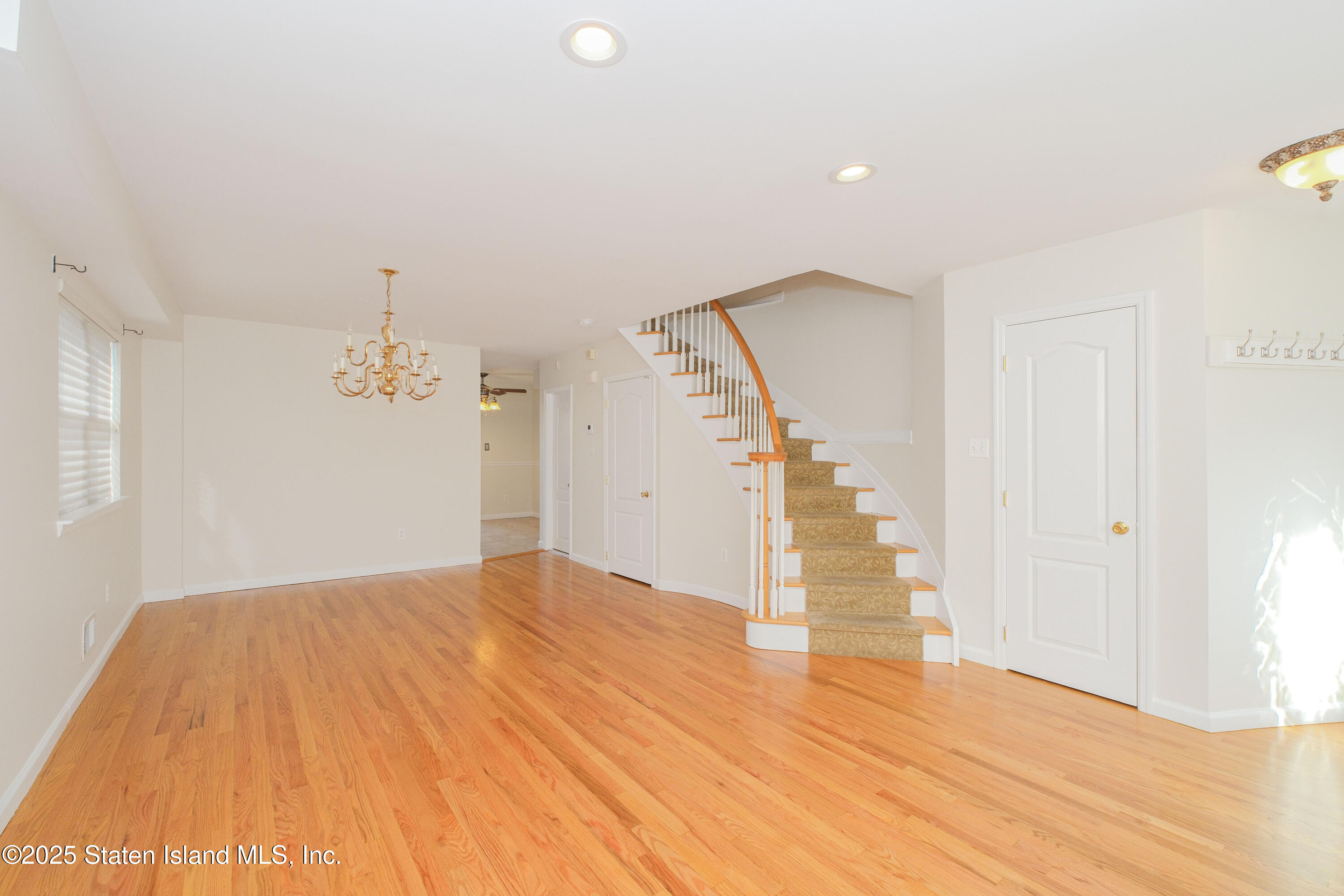 49 Endview Street, Staten Island, New York image 10