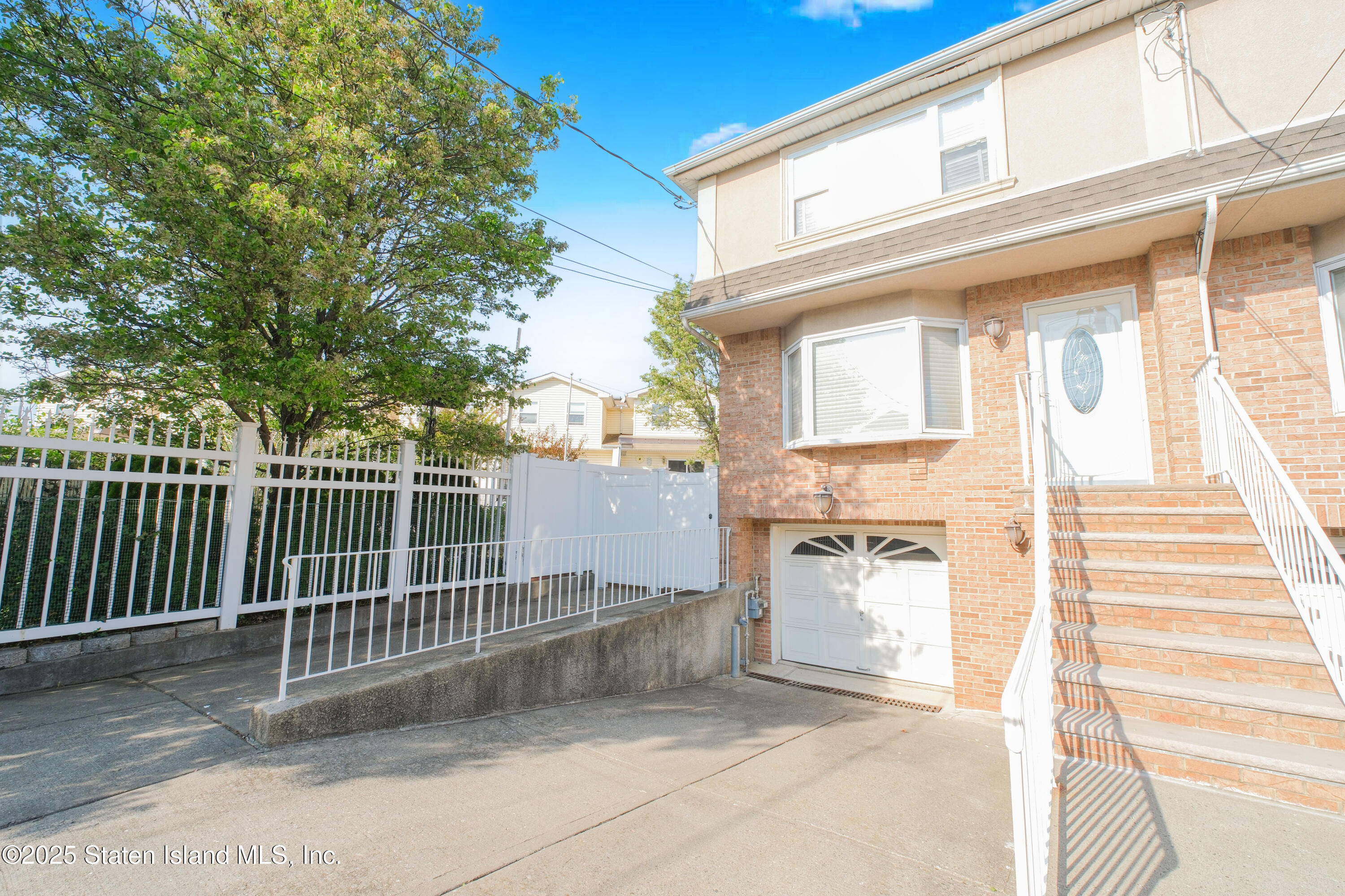 49 Endview Street, Staten Island, New York image 5