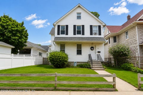 Multifamily For Sale - 65 Saint Stephens Place<br/> Staten Island, NY 10306