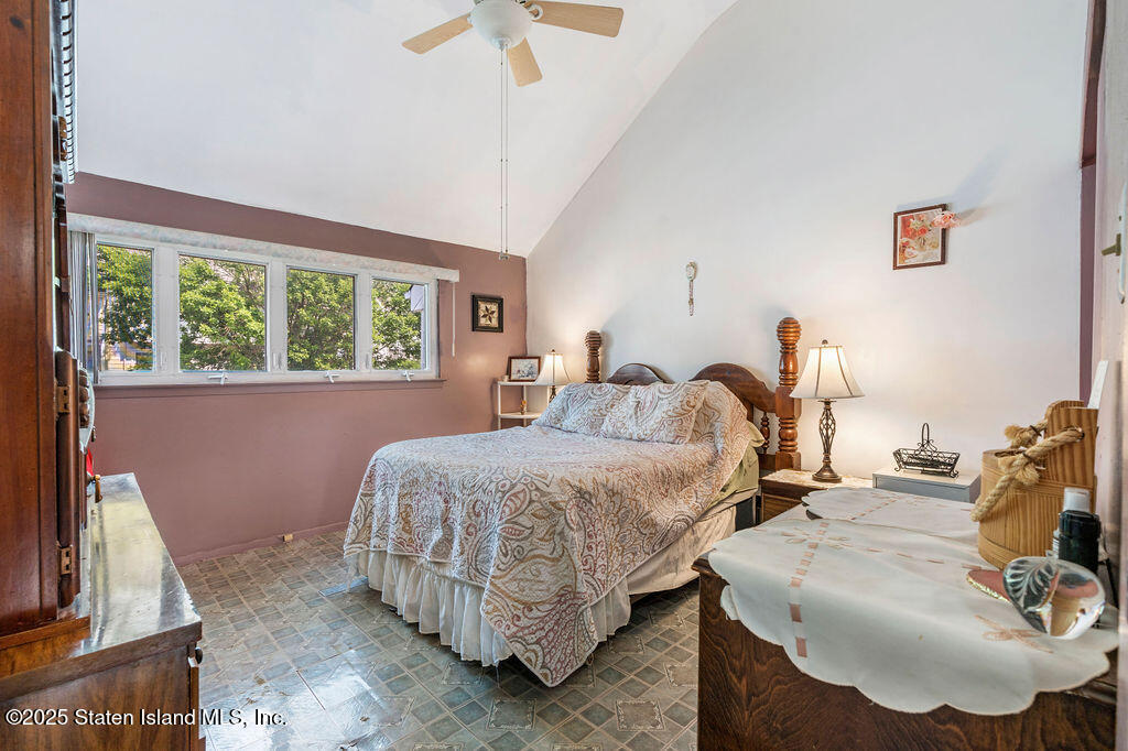 234 Dover Green, Staten Island, New York image 13