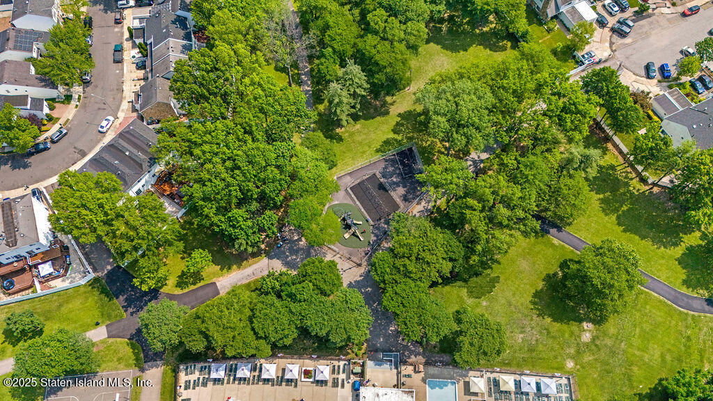 234 Dover Green, Staten Island, New York image 31