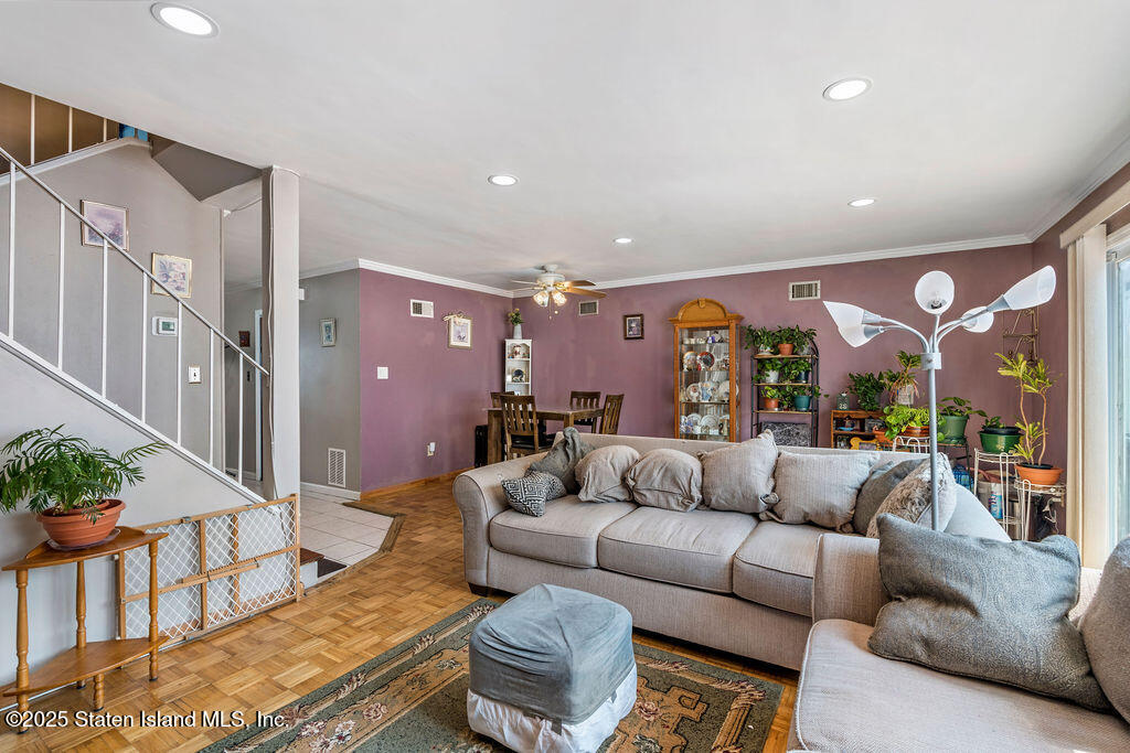 234 Dover Green, Staten Island, New York image 6