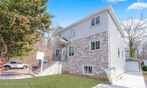 Photo of 34 Newton Street, Staten Island, NY 10312 (MLS # 2501508)