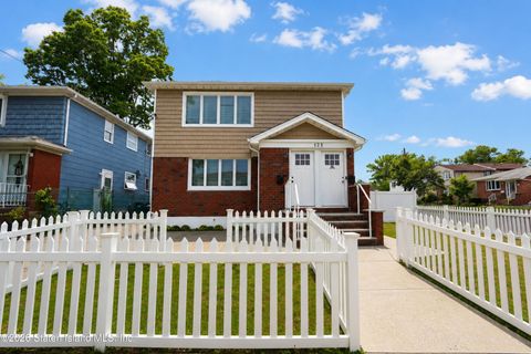 Multifamily For Sale - 123 Hooper Avenue<br/> Staten Island, NY 10306