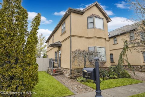 Photo of 53 Dockside Lane, Staten Island, NY 10308 (MLS # 2601001)