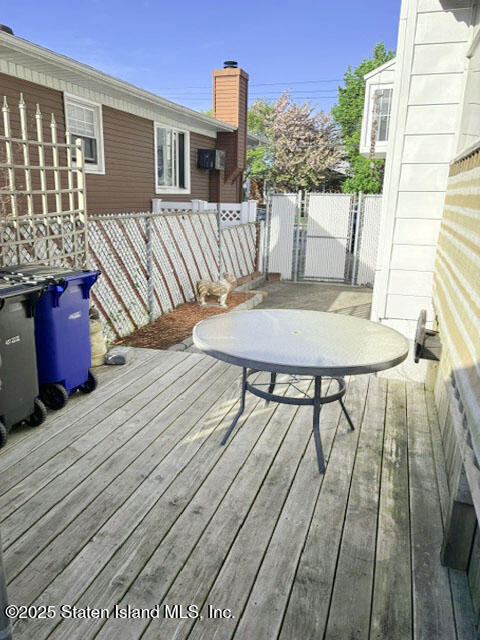 240 Mallory Avenue, Staten Island, New York image 15