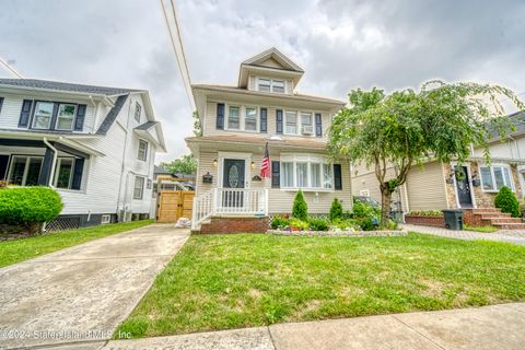 Photo of 95 Pelton Avenue, Staten Island, NY 10310 (MLS # 2503262)