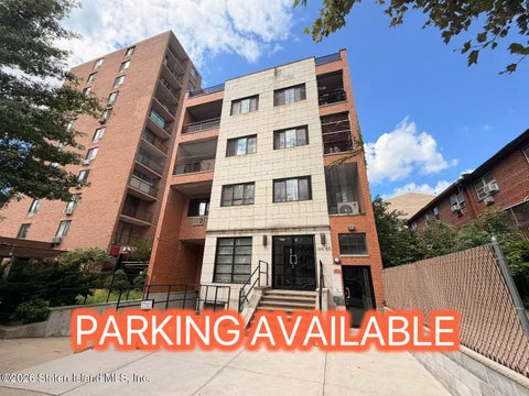 Photo of 14485 Roosevelt Avenue #3e, Queens, NY 11354 (MLS # 2604928)