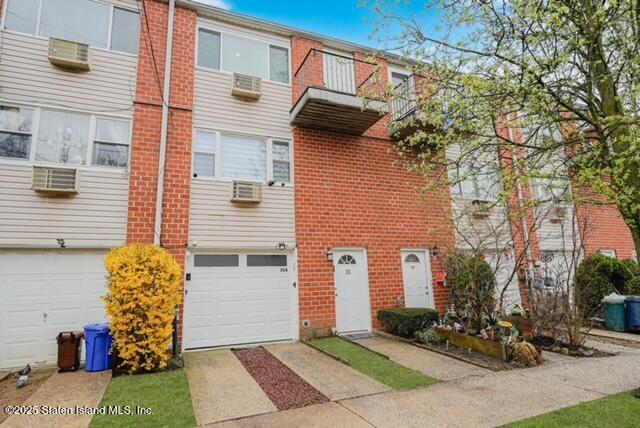 32 Francine Court #B, Staten Island, New York image 2